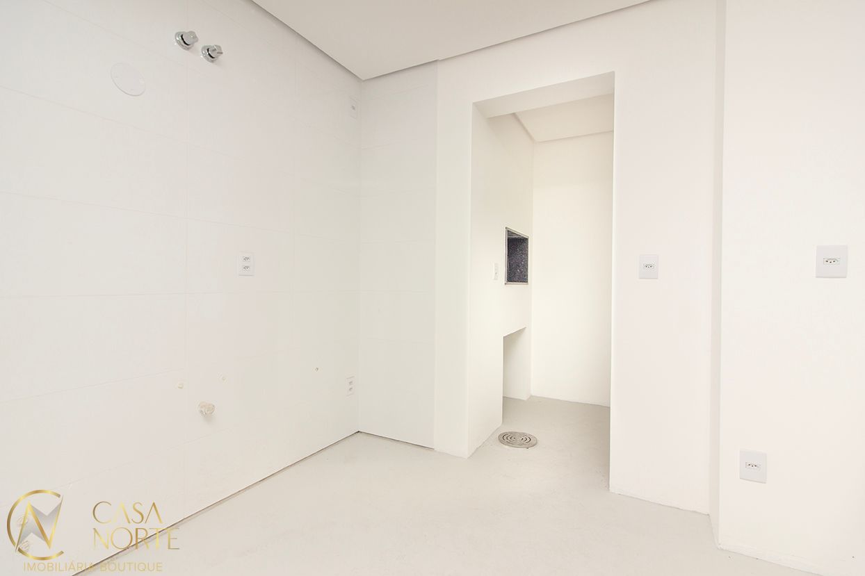 Apartamento à venda com 2 quartos, 71m², 1 suíte, 1 vaga, Rua Honório Silveira Dias no bairro São João em Porto Alegre