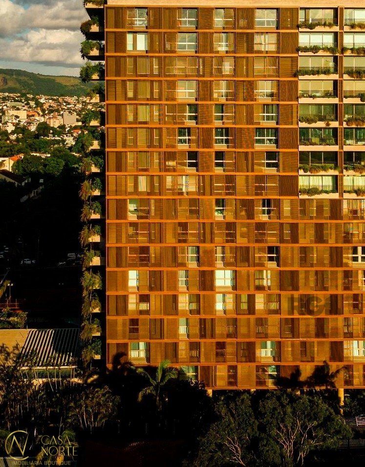 Apartamento à venda com 4 quartos, 387m², 4 suítes, 4 vagas, Rua Engenheiro Ildefonso Simões Lopes no bairro Três Figueiras em Porto Alegre