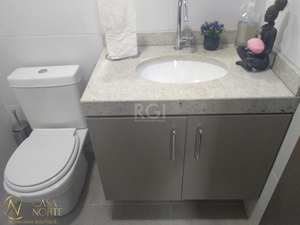 Sala Comercial à venda , 46m², 1 vaga, Avenida Praia de Belas no bairro Praia de Belas em Porto Alegre