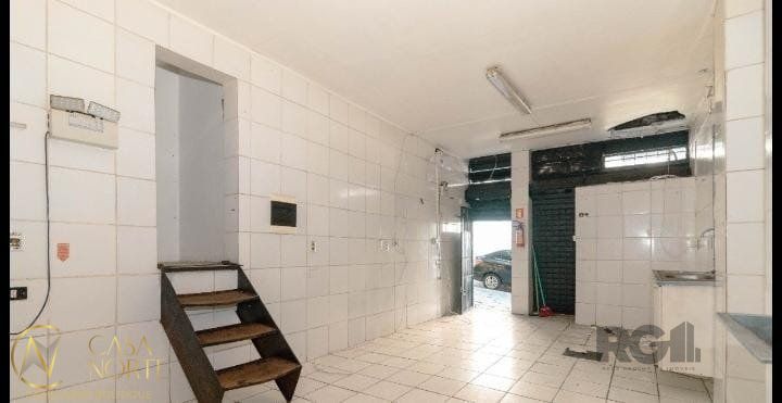Loja à venda , 35m², Rua Garibaldi no bairro Independência em Porto Alegre