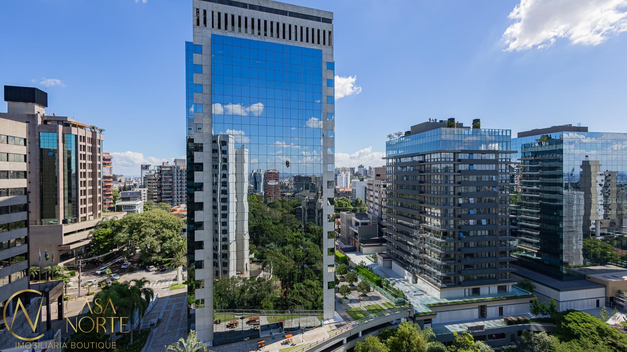Apartamento à venda com 3 quartos, 127m², 1 suíte, 2 vagas, Rua Primeiro de Janeiro no bairro Três Figueiras em Porto Alegre