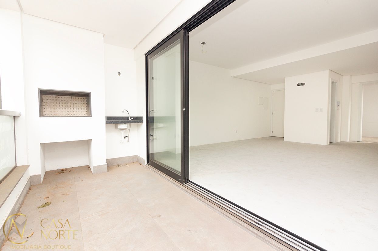 Apartamento à venda com 2 quartos, 82m², 2 suítes, 1 vaga, Rua Honório Silveira Dias no bairro São João em Porto Alegre