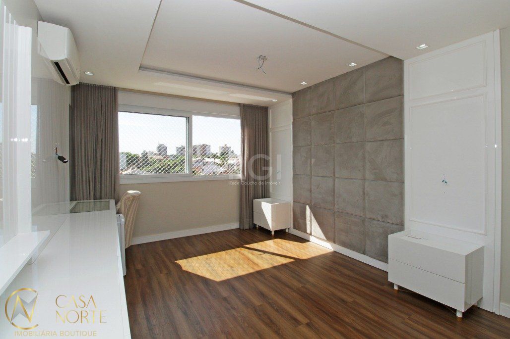 Apartamento à venda com 3 quartos, 185m², 3 suítes, 5 vagas, Rua Jurua no bairro Jardim São Pedro em Porto Alegre