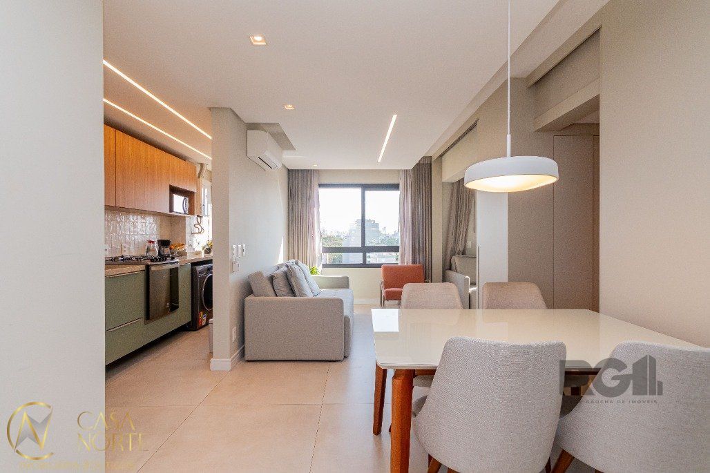 Apartamento à venda com 2 quartos, 65m², 1 suíte, 2 vagas, Rua Santana no bairro Farroupilha em Porto Alegre