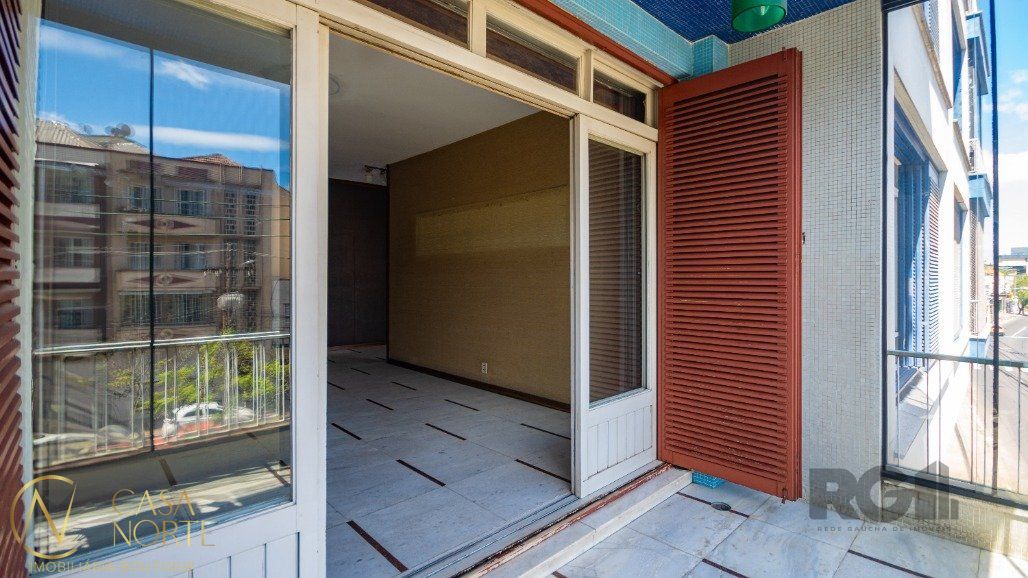 Apartamento à venda com 2 quartos, 231m², 2 suítes, 3 vagas, Rua Álvares Machado no bairro Petrópolis em Porto Alegre