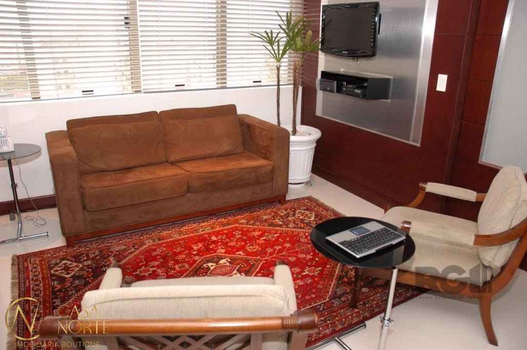 Sala Comercial à venda , 143m², 8 vagas, Avenida Loureiro da Silva no bairro Cidade Baixa em Porto Alegre