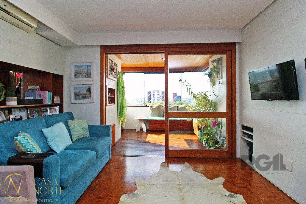 Apartamento à venda com 3 quartos, 96m², 1 suíte, 2 vagas, Rua Carlos Von Koseritz no bairro São João em Porto Alegre