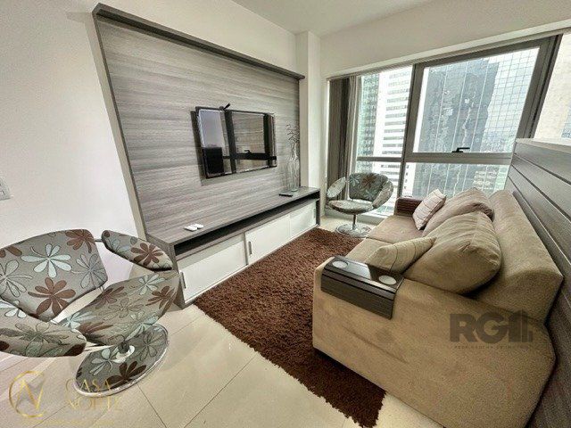 Apartamento à venda com 1 quarto, 44m², 1 vaga, Avenida Borges de Medeiros no bairro Centro Histórico em Porto Alegre