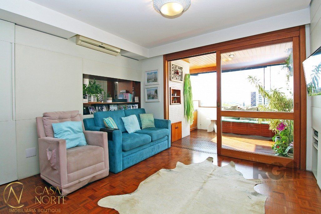 Apartamento à venda com 3 quartos, 96m², 1 suíte, 2 vagas, Rua Carlos Von Koseritz no bairro São João em Porto Alegre