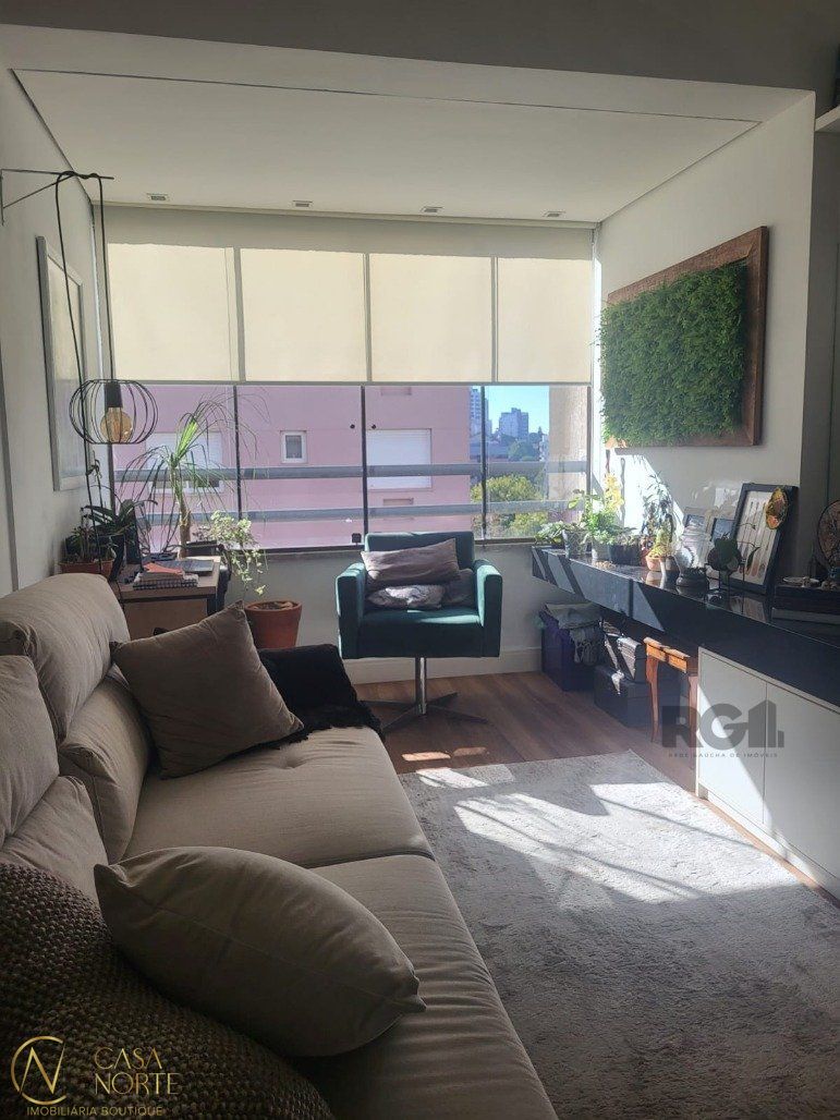 Apartamento à venda com 3 quartos, 73m², 1 suíte, 1 vaga, Rua Afonso Taunay no bairro Boa Vista em Porto Alegre