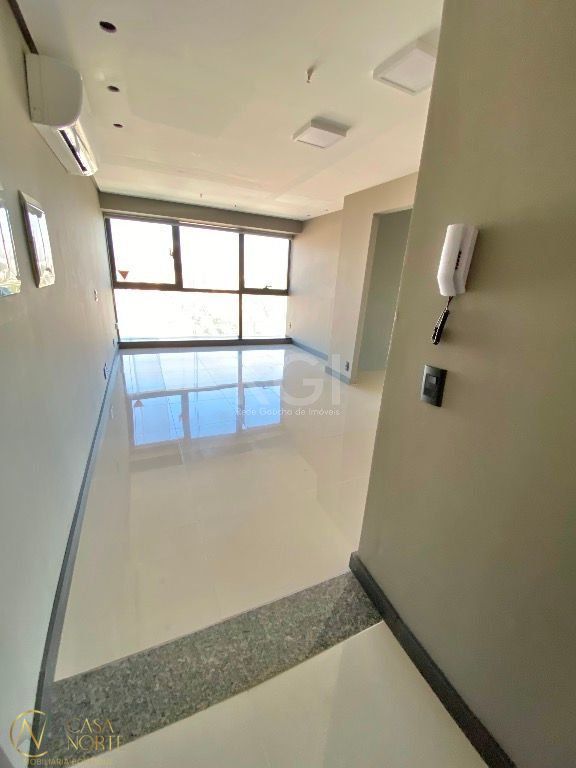 Sala Comercial à venda , 62m², 1 vaga, Avenida Praia de Belas no bairro Praia de Belas em Porto Alegre