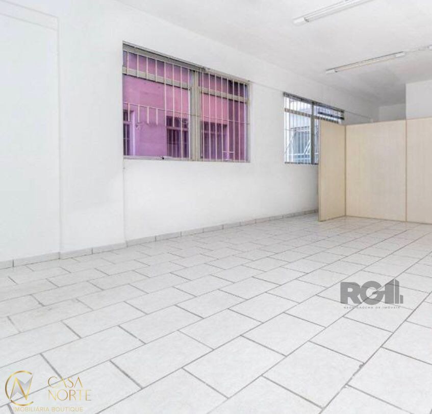 Sala Comercial à venda , 39m², Avenida São Pedro no bairro São Geraldo em Porto Alegre