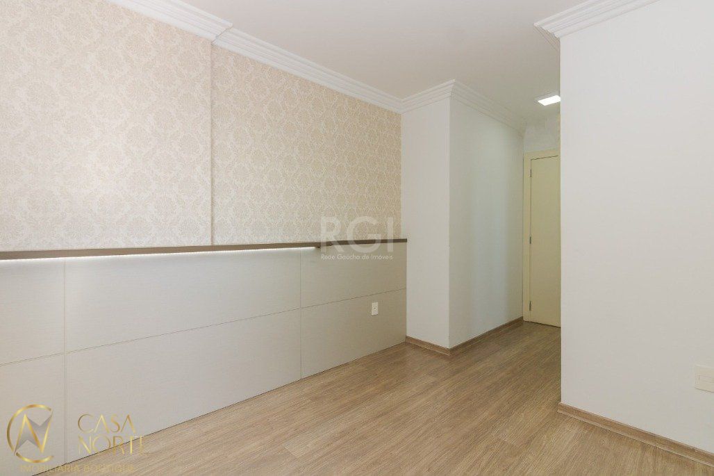 Apartamento à venda com 3 quartos, 108m², 1 suíte, 1 vaga, Rua Irene Capponi Santiago no bairro Cristo Redentor em Porto Alegre