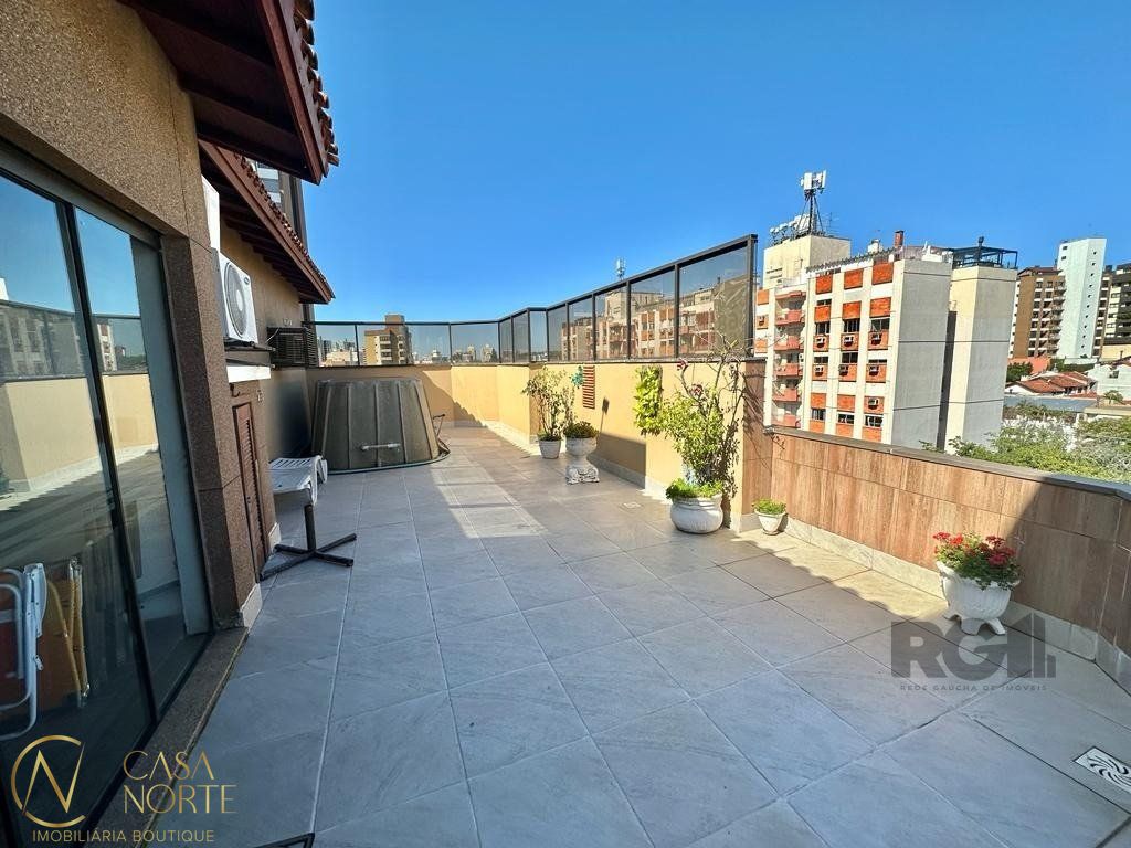 Cobertura à venda com 4 quartos, 280m², 1 suíte, 2 vagas, Rua Anita Garibaldi no bairro Boa Vista em Porto Alegre