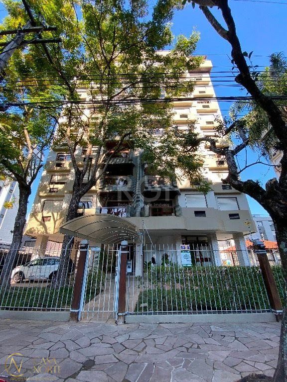Apartamento à venda com 3 quartos, 129m², 1 suíte, 1 vaga, Travessa Coronel Antônio Carneiro Pinto no bairro Petrópolis em Porto Alegre