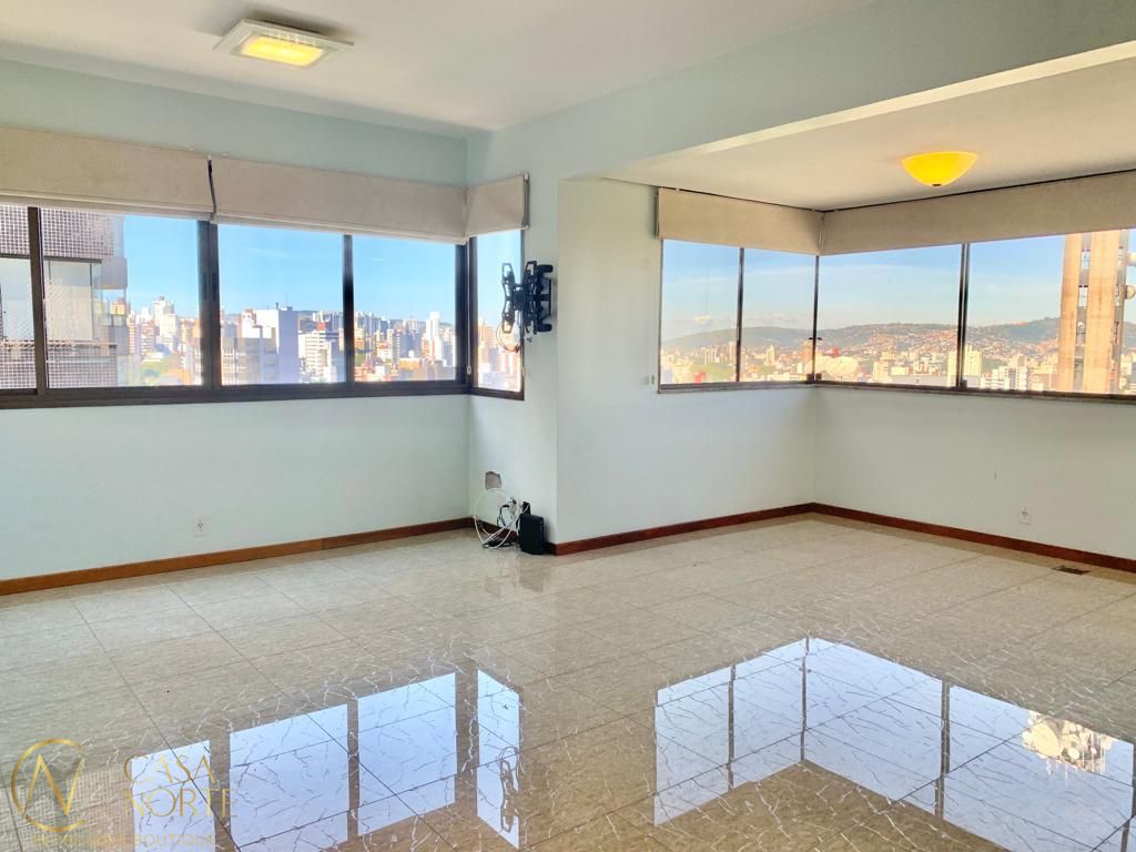 Apartamento à venda com 2 quartos, 84m², 1 suíte, 1 vaga, Rua Casemiro de Abreu no bairro Bela Vista em Porto Alegre