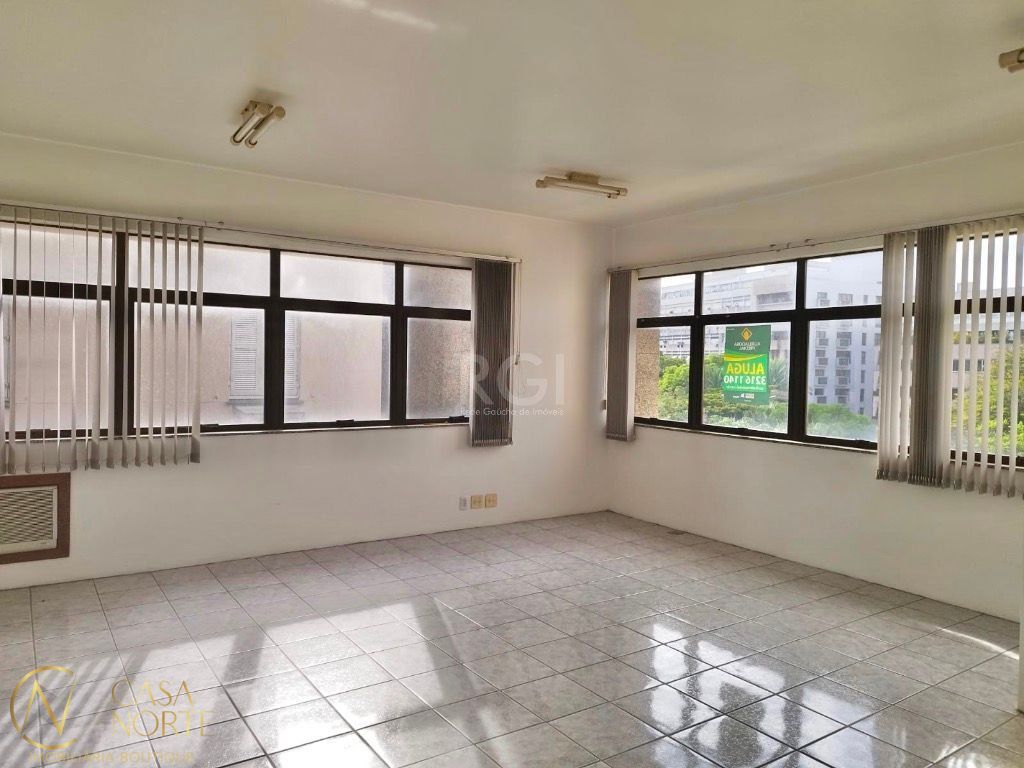Sala Comercial à venda , 47m², Praça Julio de Castilhos no bairro Independência em Porto Alegre