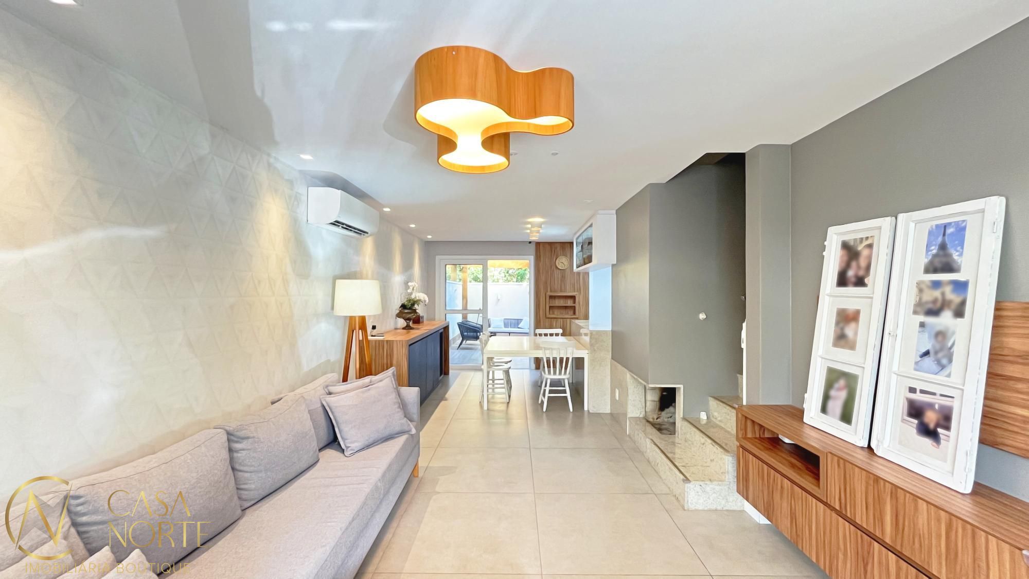 Casa de Condomínio à venda com 3 quartos, 123m², 1 suíte, 2 vagas, Estrada João Salomoni no bairro Vila Nova em Porto Alegre