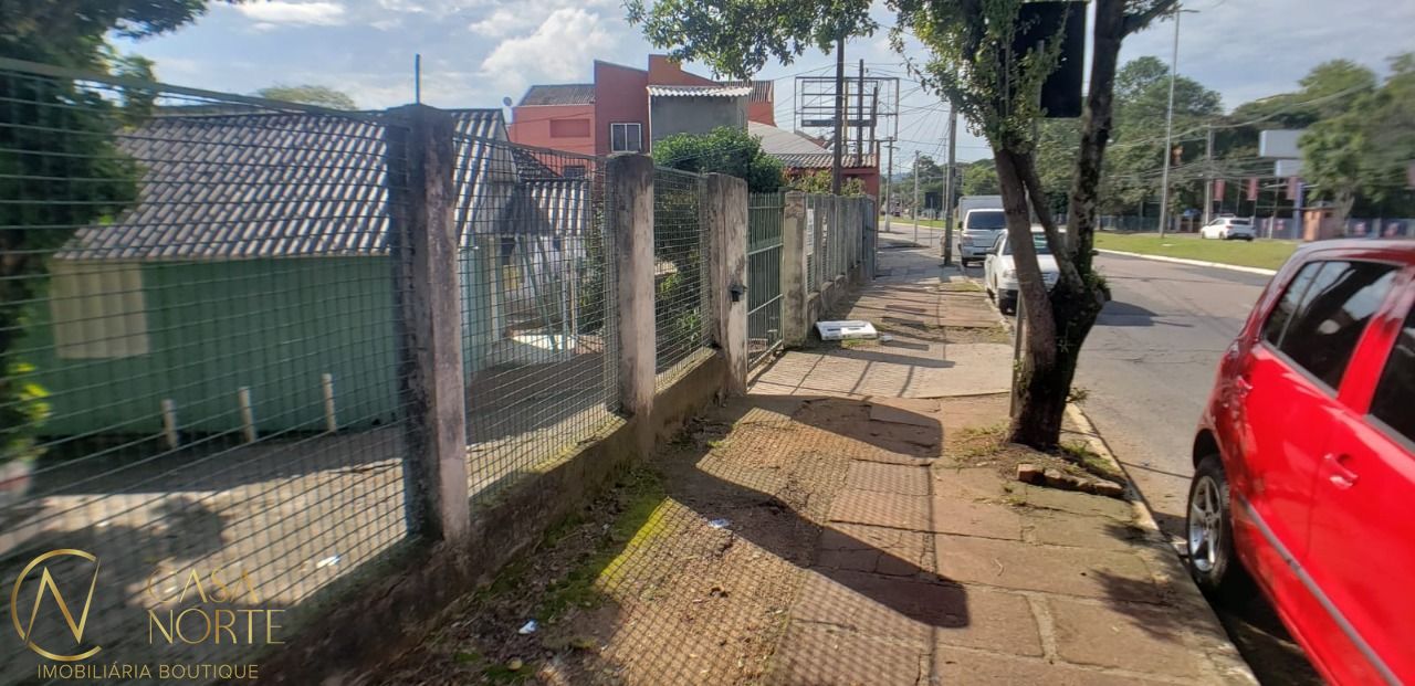 Terreno à venda , 704m², Avenida Eduardo Prado no bairro Cavalhada em Porto Alegre