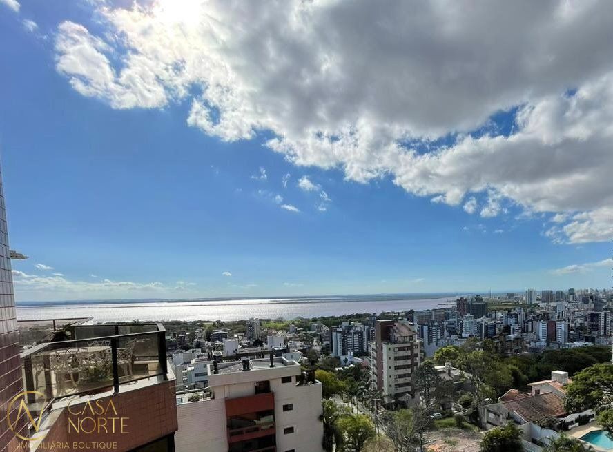 Apartamento à venda com 3 quartos, 310m², 1 suíte, 3 vagas, Rua Correa Lima no bairro Menino Deus em Porto Alegre