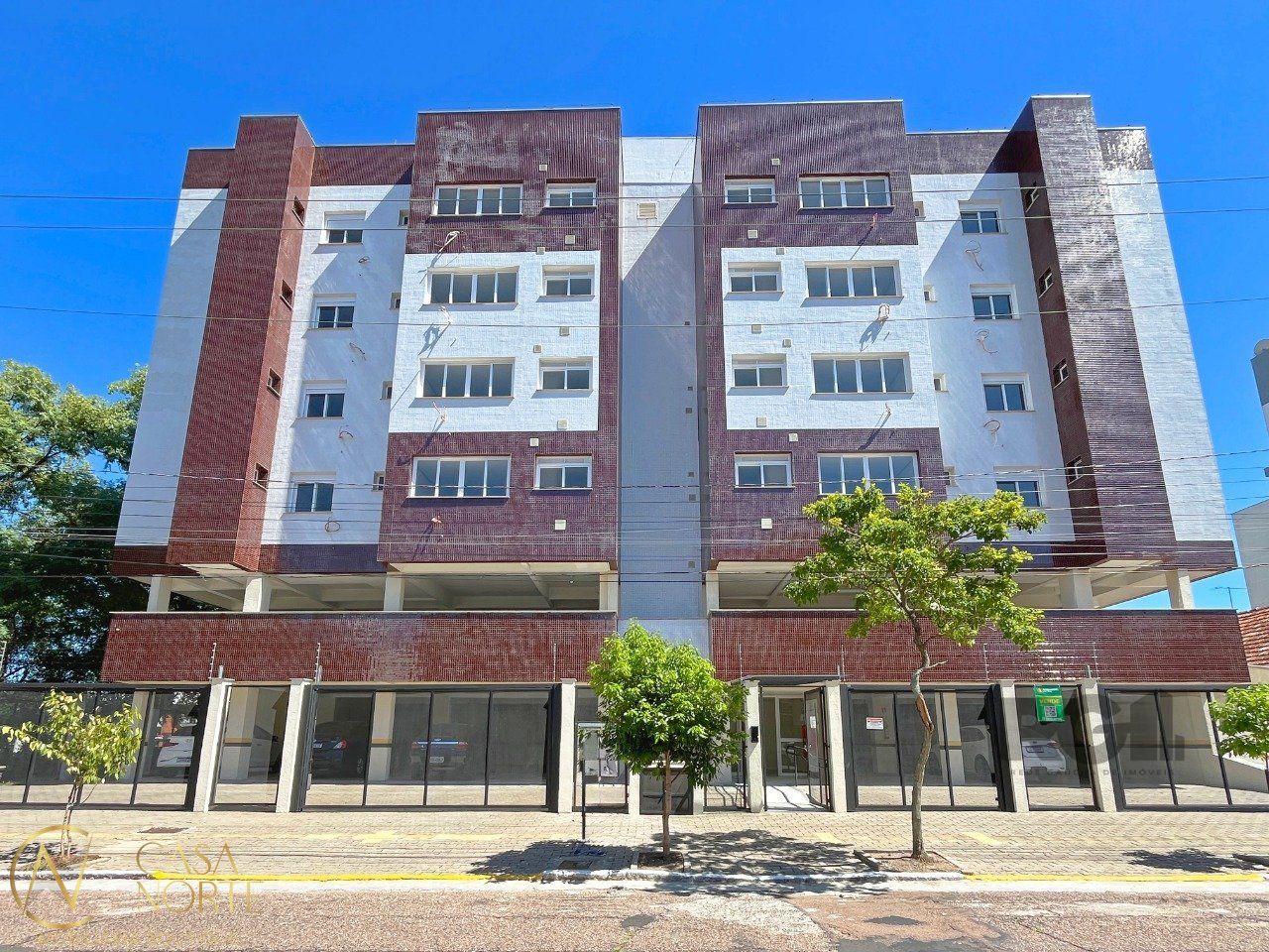 Apartamento à venda com 2 quartos, 71m², 1 suíte, 2 vagas, Rua José de Alencar no bairro Menino Deus em Porto Alegre
