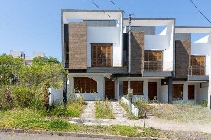 Casa à venda com 3 quartos, 90m², 1 suíte, 2 vagas, Rua Manoel Fernandes no bairro Guarujá em Porto Alegre