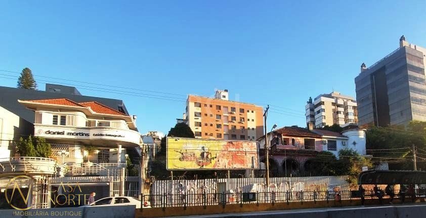 Terreno à venda  com 542m², Avenida Protásio Alves no bairro Petrópolis em Porto Alegre