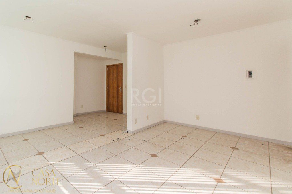 Sala Comercial à venda , 32m², Avenida Independência no bairro Independência em Porto Alegre