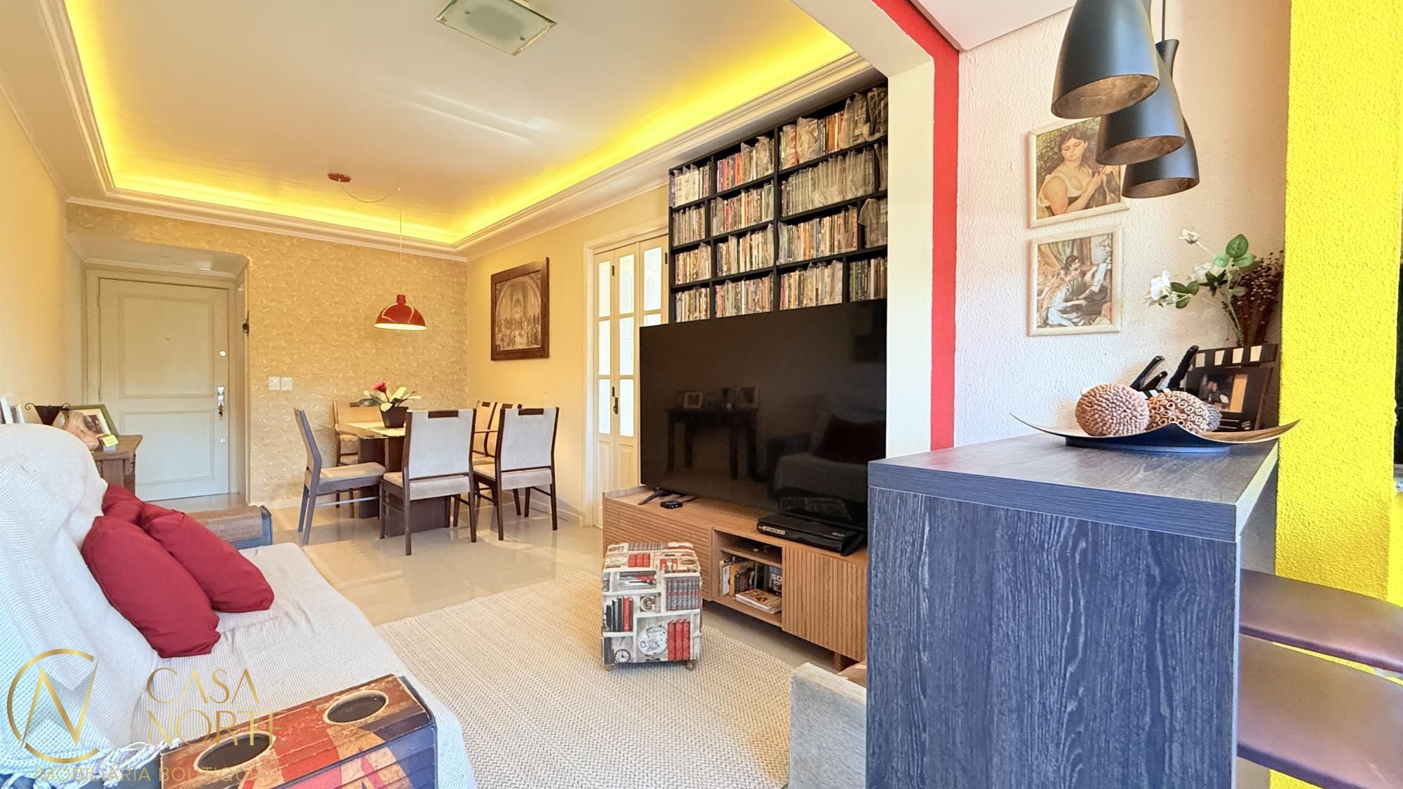 Apartamento à venda com 2 quartos, 73m², 1 vaga, Avenida Clemenciano Barnasque no bairro Teresópolis em Porto Alegre