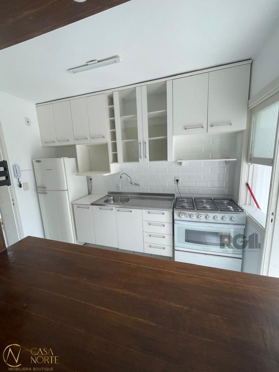Apartamento à venda com 2 quartos, 66m², 1 vaga, Rua Banco da Provincia no bairro Santa Tereza em Porto Alegre
