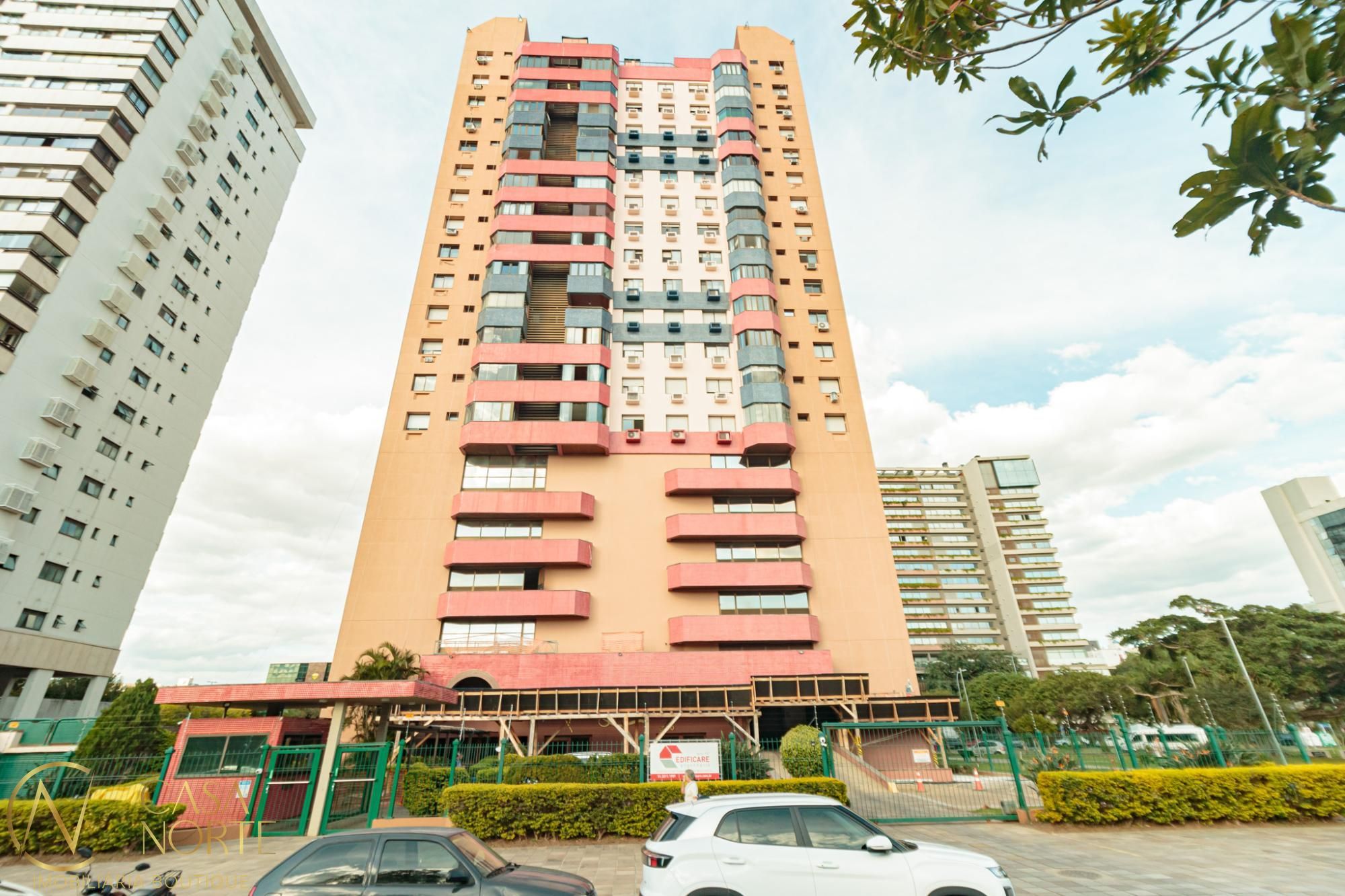 Apartamento à venda com 3 quartos, 90m², 1 suíte, 1 vaga, Avenida Borges de Medeiros no bairro Praia de Belas em Porto Alegre