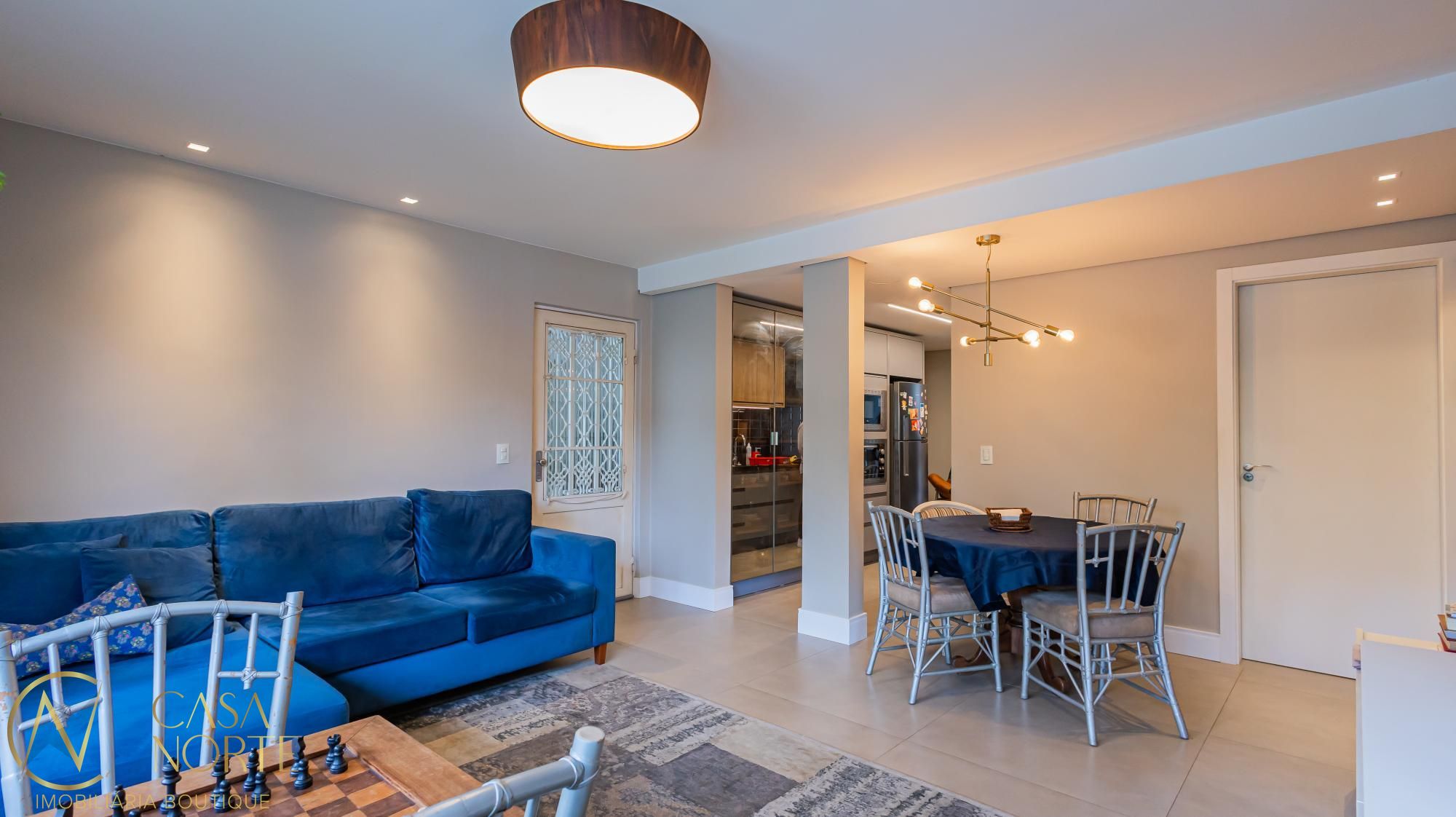 Apartamento à venda com 2 quartos, 75m², 1 suíte, 1 vaga, Rua Vinte e Quatro de Outubro no bairro Auxiliadora em Porto Alegre