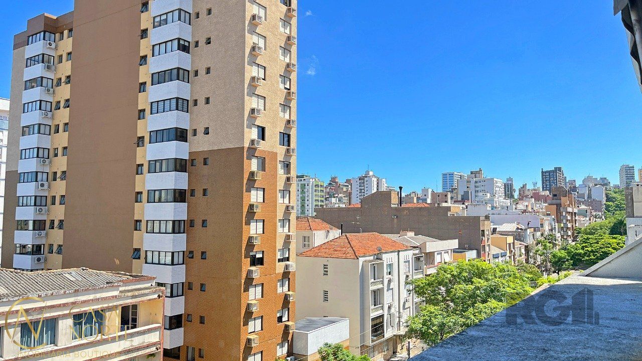 Conjunto Comercial à venda , 226m², Rua Felipe Camarão no bairro Rio Branco em Porto Alegre