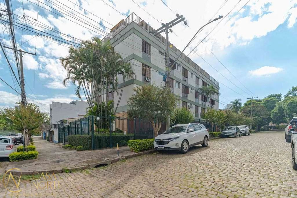 Apartamento à venda com 2 quartos, 59m², 1 suíte, Travessa Alexandrino de Alencar no bairro Azenha em Porto Alegre