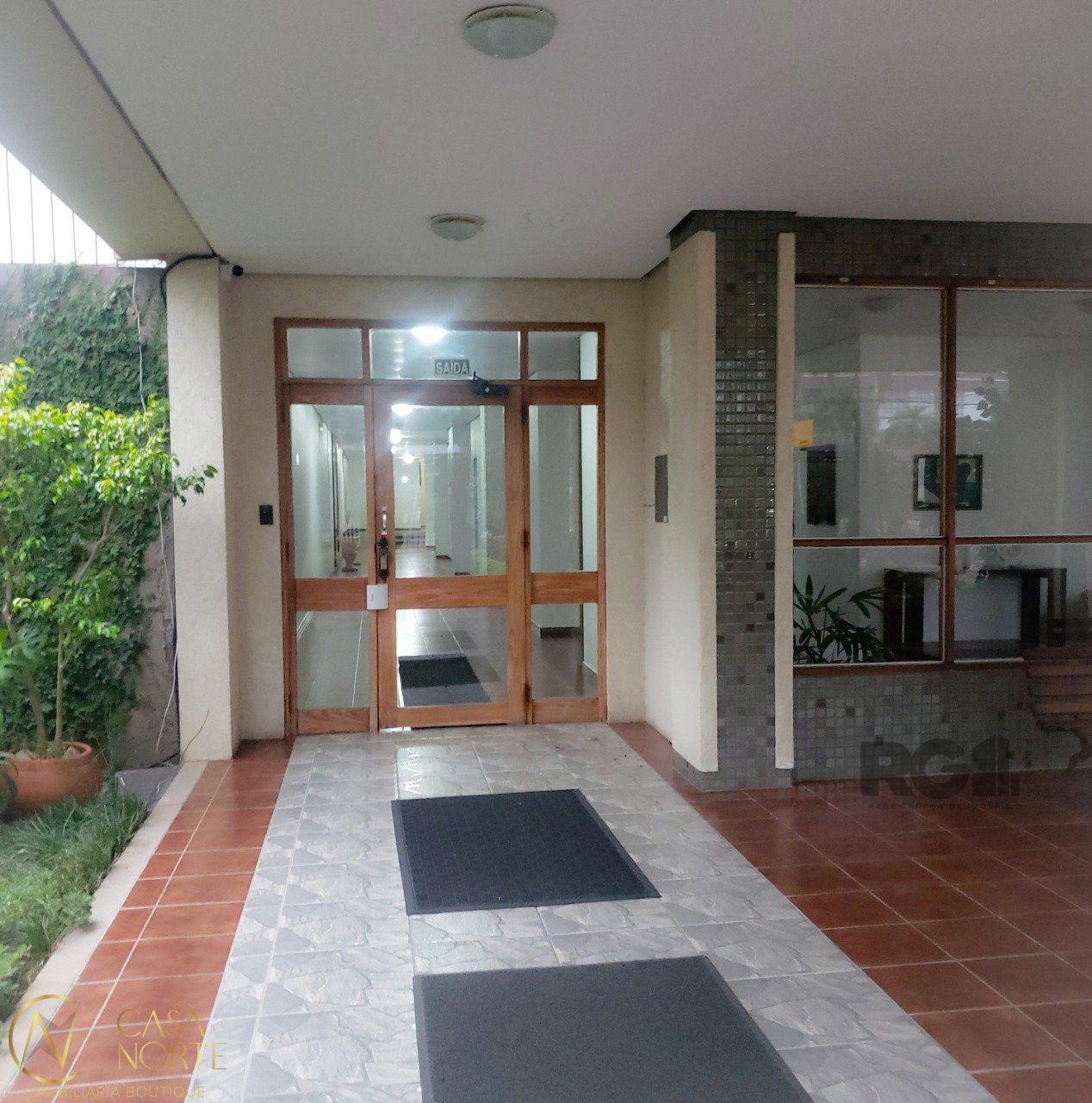 Apartamento à venda com 4 quartos, 144m², 1 suíte, 1 vaga, Rua Miguel Couto no bairro Menino Deus em Porto Alegre