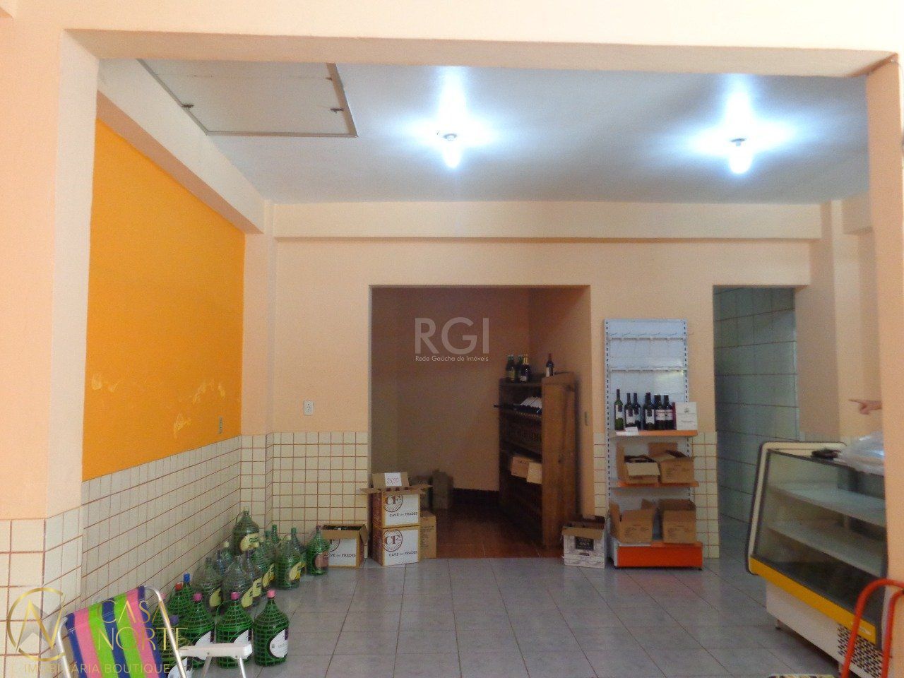 Casa Comercial à venda , 150m², Rua Botafogo no bairro Menino Deus em Porto Alegre