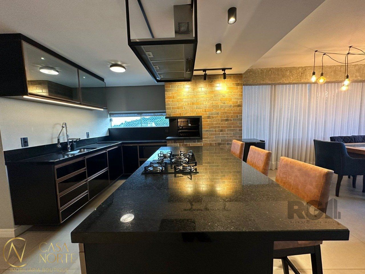 Apartamento à venda com 3 quartos, 121m², 1 suíte, 2 vagas, Rua Corrêa Lima no bairro Santa Tereza em Porto Alegre