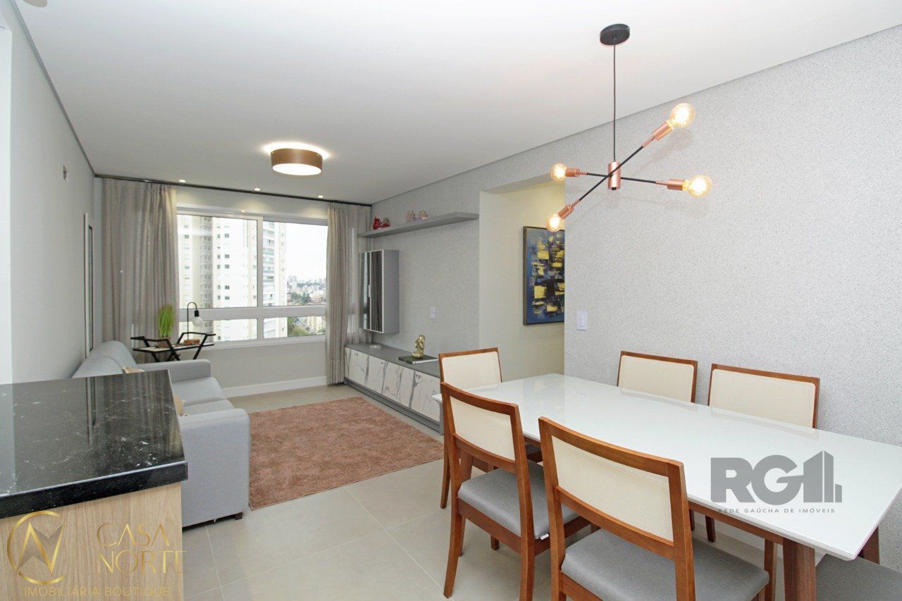 Apartamento à venda com 3 quartos, 83m², 3 suítes, 2 vagas, Rua Padre Alois Kades S J - Lado Par no bairro Jardim Europa em Porto Alegre