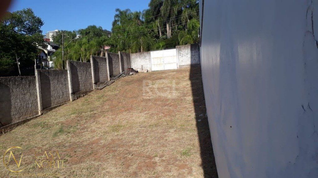 Terreno à venda  com 380m², Rua José Otavio Manica no bairro Santa Tereza em Porto Alegre