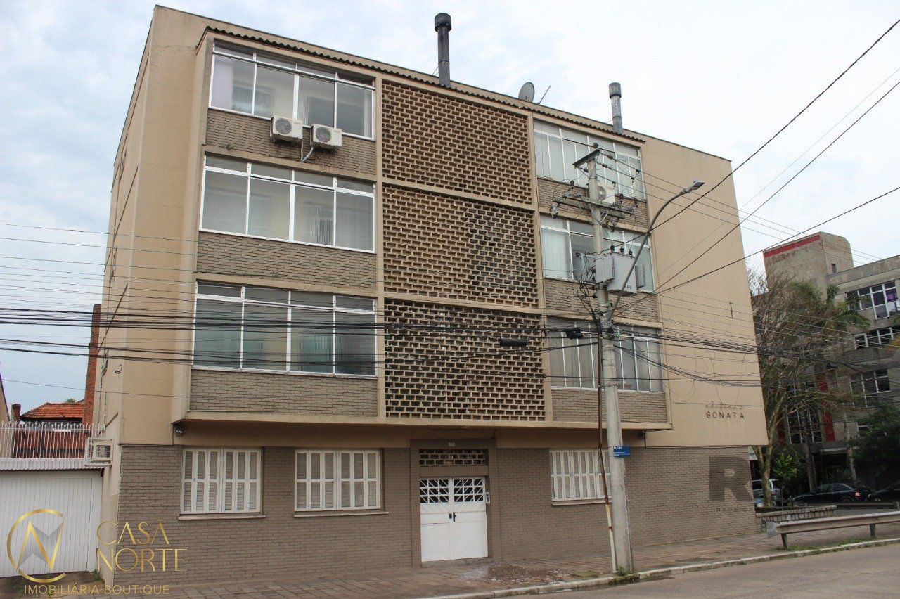 Apartamento à venda com 2 quartos, 66m², 1 vaga, Avenida Cairu no bairro Navegantes em Porto Alegre
