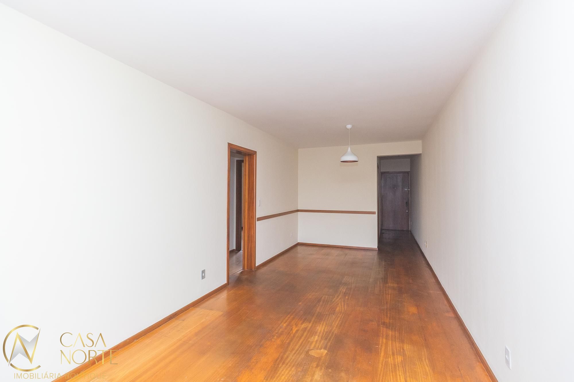 Apartamento à venda com 2 quartos, 99m², 1 suíte, 1 vaga, Rua Henrique Dias no bairro Bom Fim em Porto Alegre