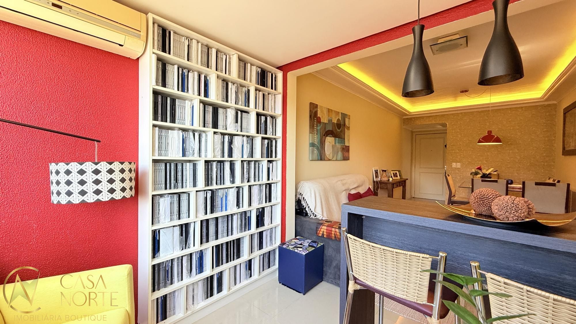 Apartamento à venda com 2 quartos, 73m², 1 vaga, Avenida Clemenciano Barnasque no bairro Teresópolis em Porto Alegre