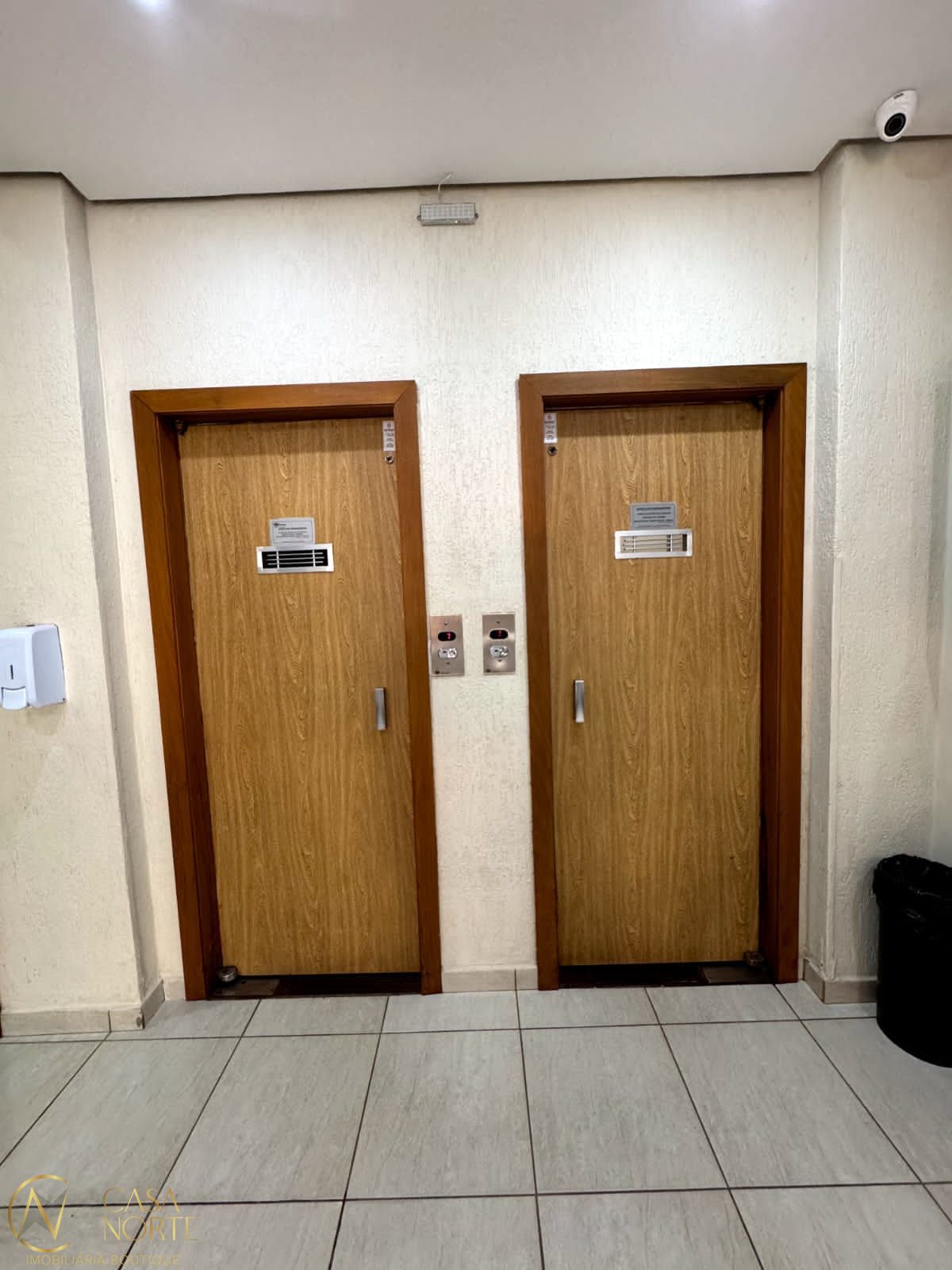 Apartamento à venda com 4 quartos, 160m², Rua São Carlos no bairro Floresta em Porto Alegre