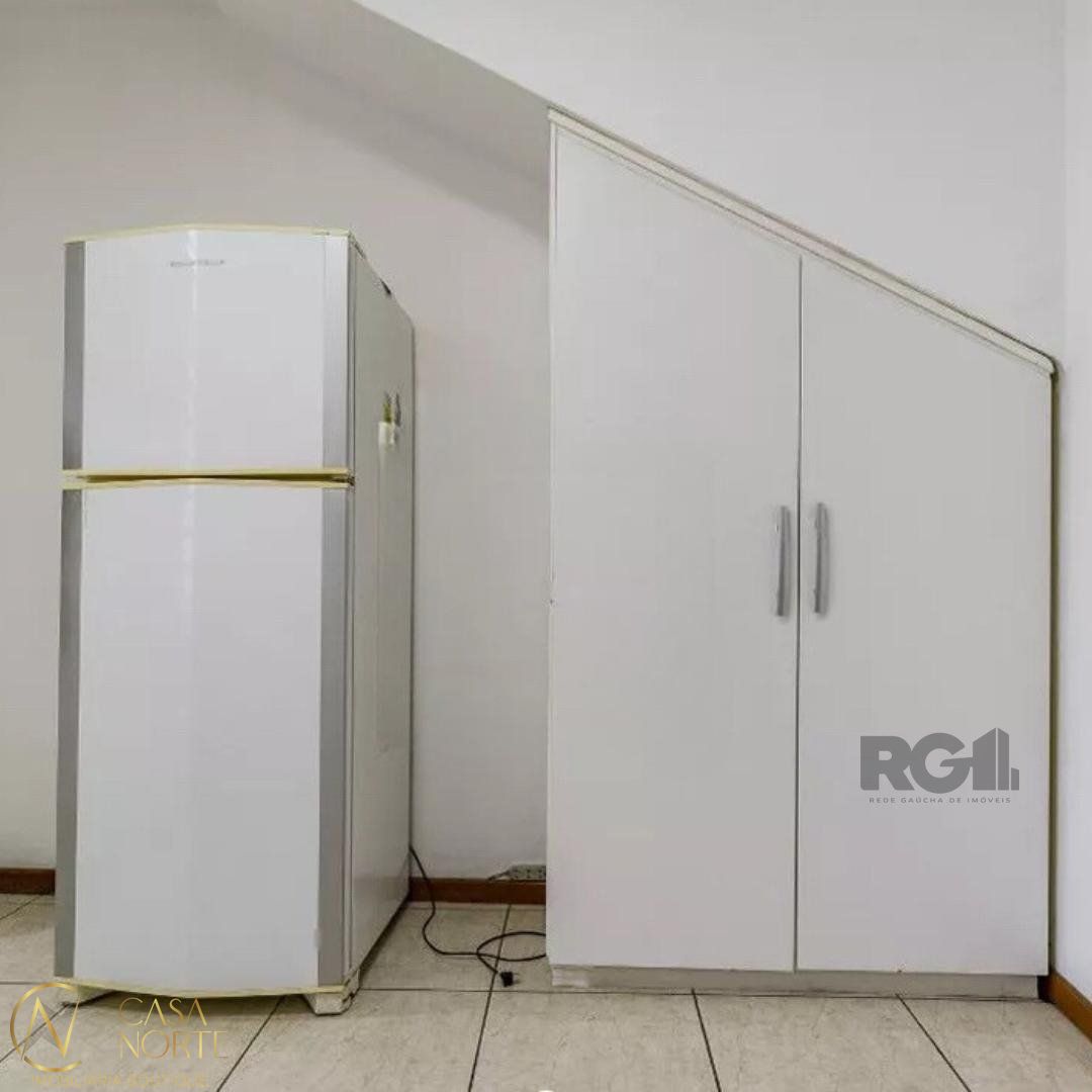 Apartamento à venda com 2 quartos, 74m², Avenida Guido Mondin no bairro São Geraldo em Porto Alegre