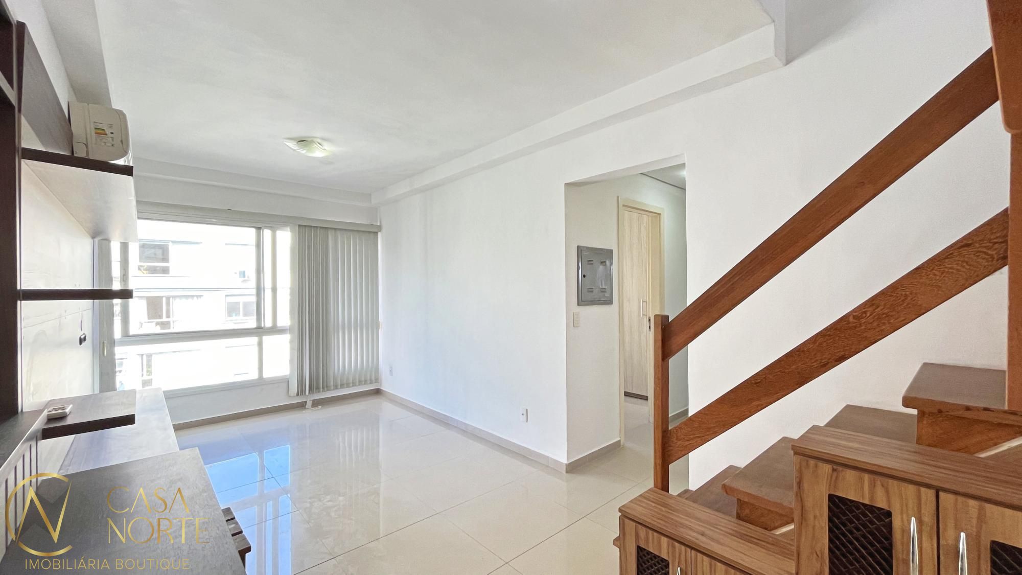 Cobertura à venda com 3 quartos, 134m², 1 suíte, 2 vagas, Avenida da Cavalhada no bairro Cavalhada em Porto Alegre