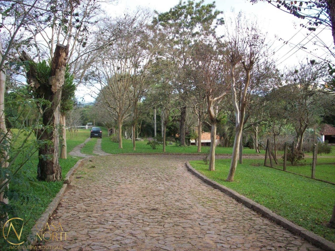 Sítio à venda com 8 quartos, 30000m², 2 suítes, Rua Doutor Vergara no bairro Belém Velho em Porto Alegre