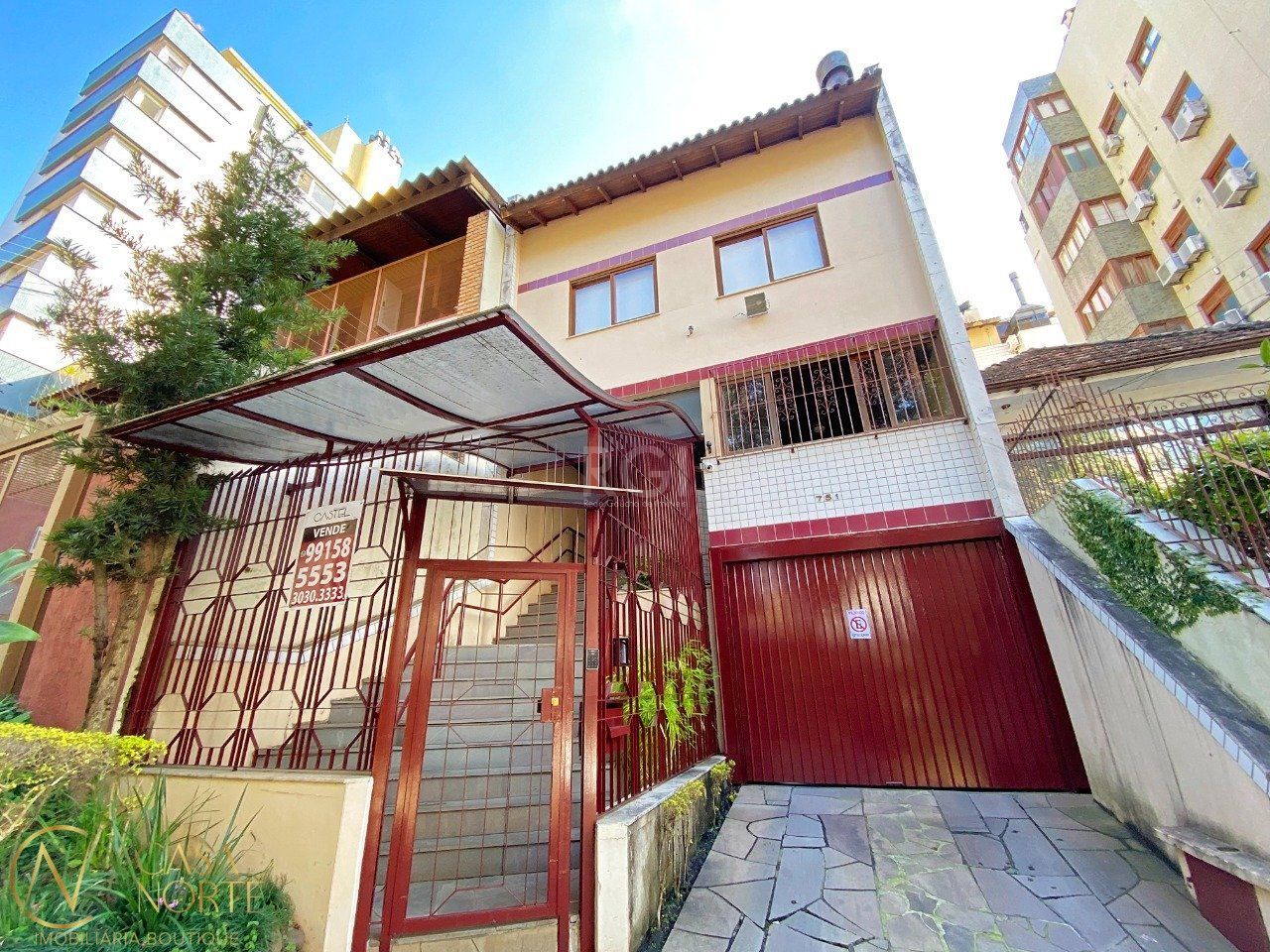 Cobertura à venda com 3 quartos, 245m², 1 suíte, 2 vagas, Rua Doutor Freire Alemao no bairro Mont Serrat em Porto Alegre