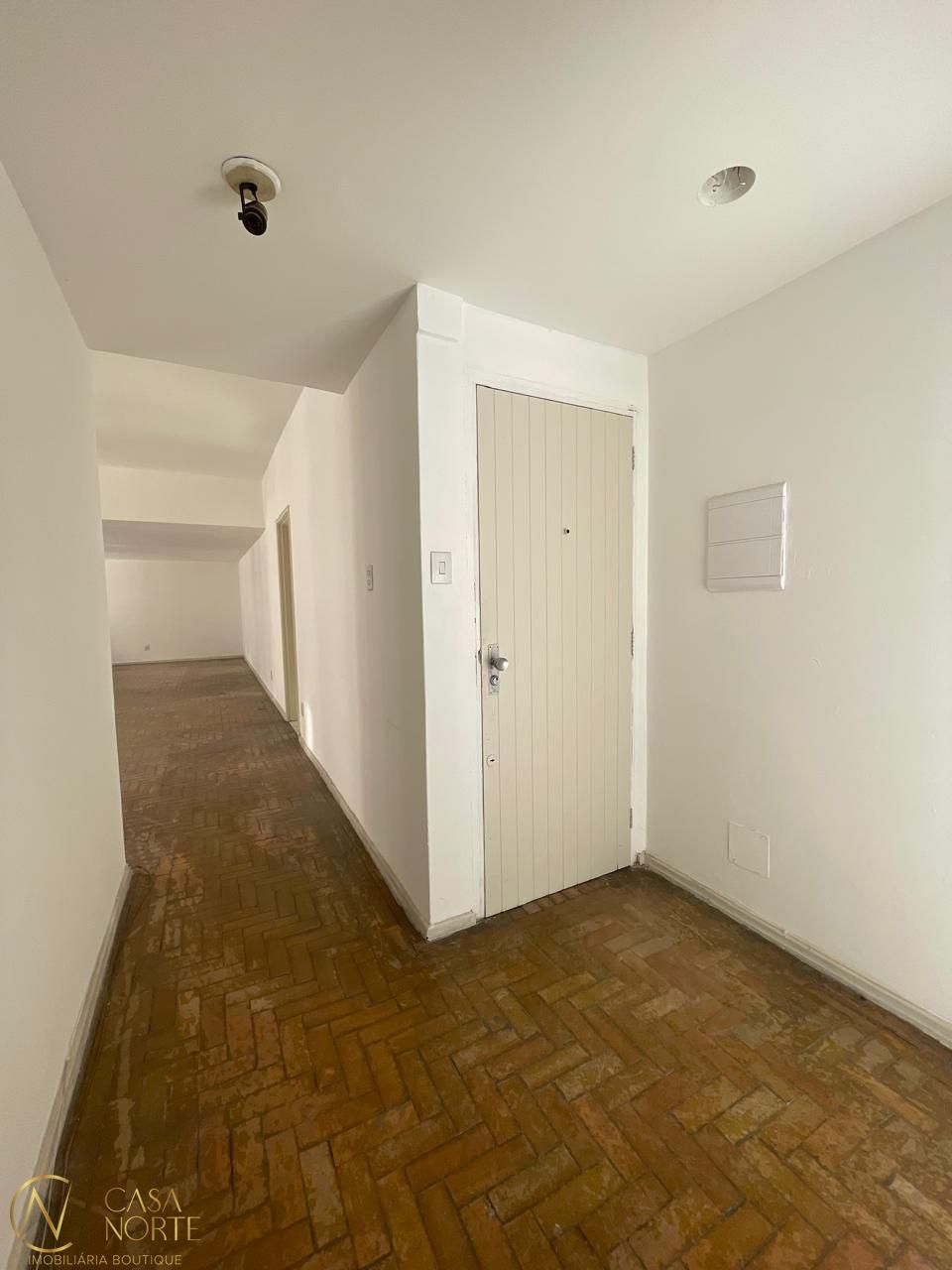 Apartamento à venda com 3 quartos, 152m², Avenida Senador Salgado Filho no bairro Centro Histórico em Porto Alegre