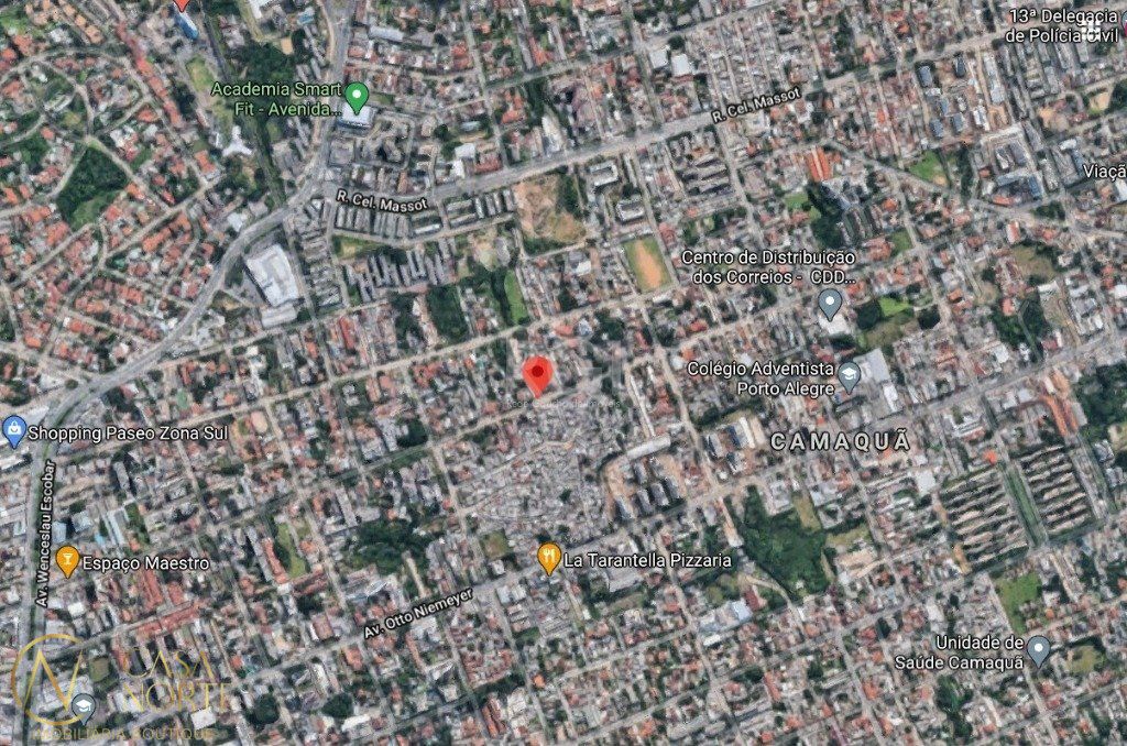 Casa à venda com 4 quartos, 100m², 1 suíte, 3 vagas, Rua Doutor Barcelos no bairro Tristeza em Porto Alegre