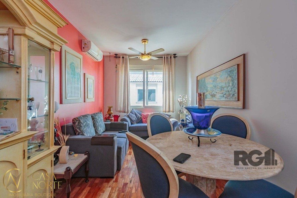Apartamento à venda com 2 quartos, 62m², 1 vaga, Rua Barao do Triunfo no bairro Menino Deus em Porto Alegre